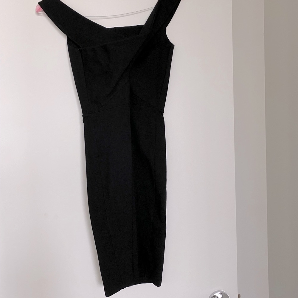Mason by Michelle Mason black cocktail dress